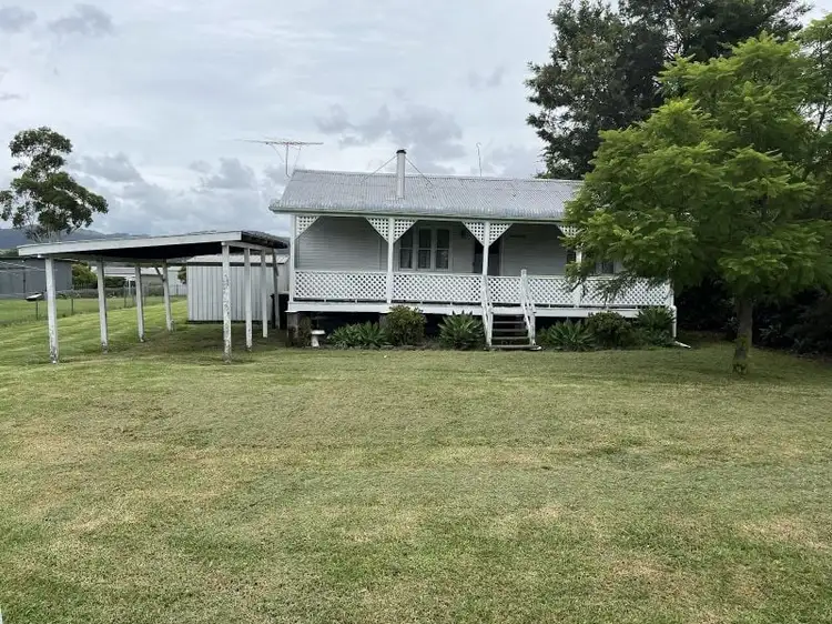 35 Poinsettia Street