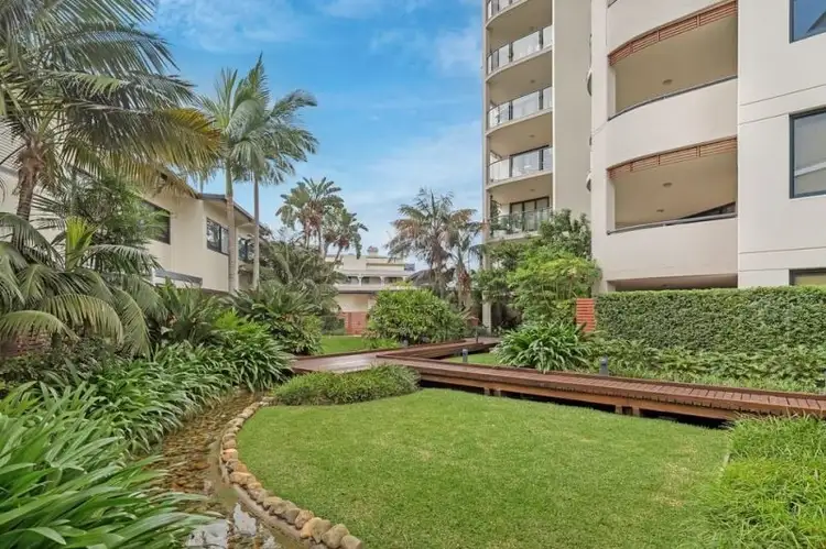 122/7 Land Street, Toowong QLD 4066