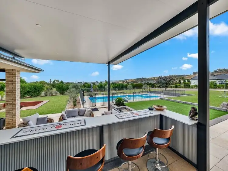Fifth view of Homely house listing, 1 Carrai Close, Tamworth NSW 2340