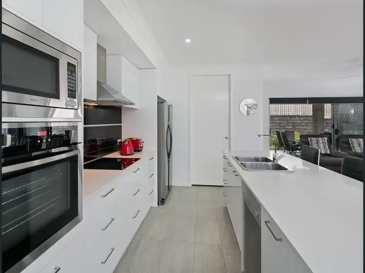 Second view of Homely house listing, 11 Springbrook Drive, Capalaba QLD 4157