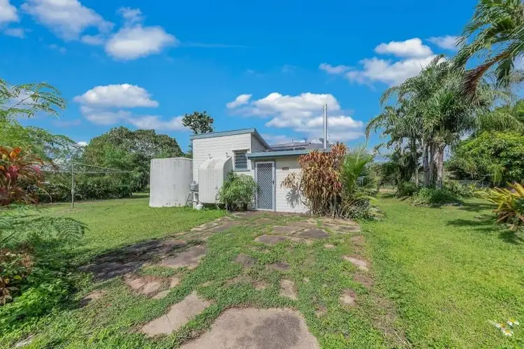 8495 Bruce Highway, Bloomsbury QLD 4799