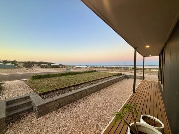 10 Gibson Way, Streaky Bay SA 5680