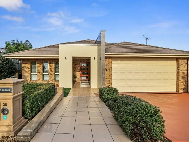 20 Ashford Crescent