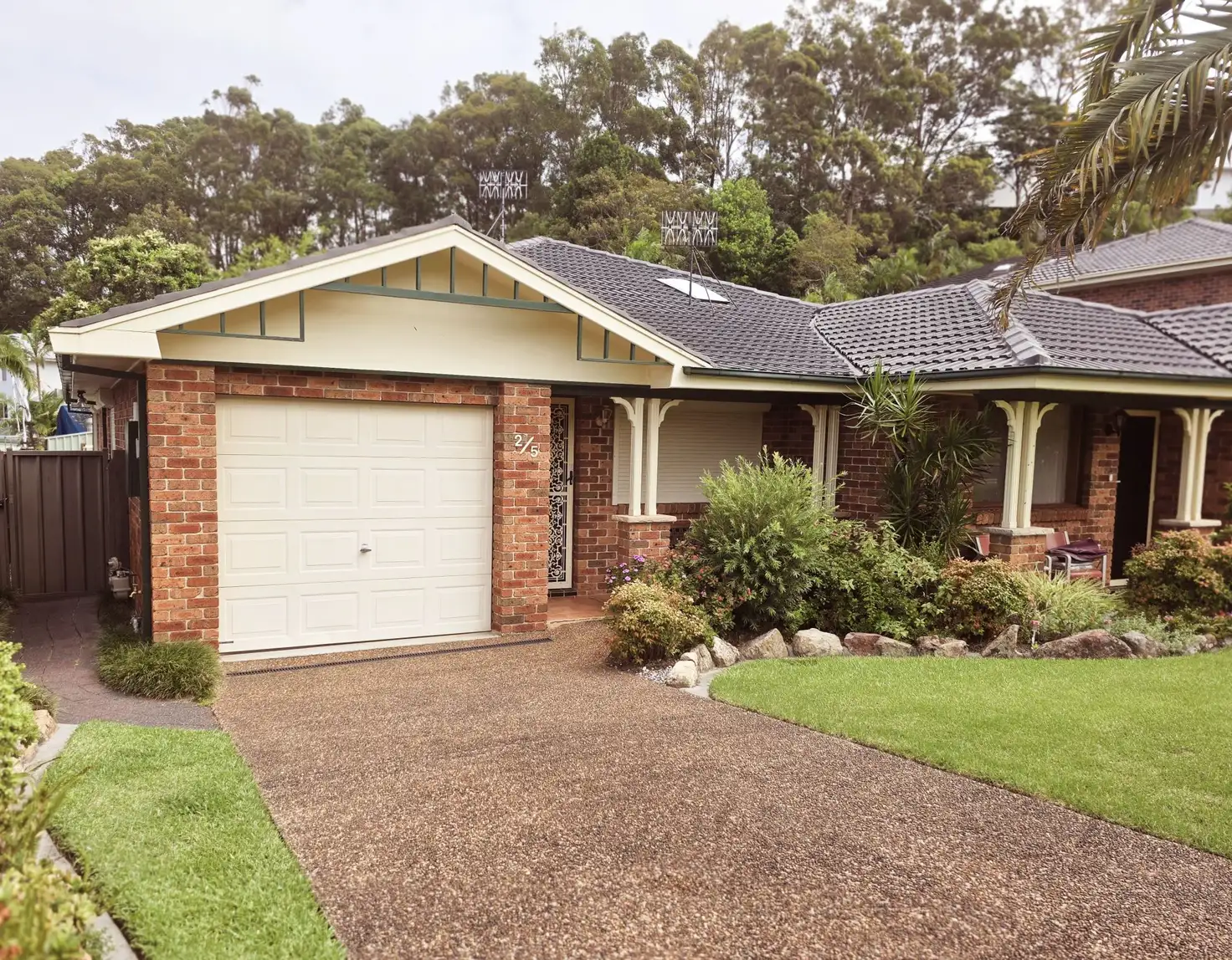 Main view of Homely house listing, 2/5 Coronet Close, Floraville NSW 2280