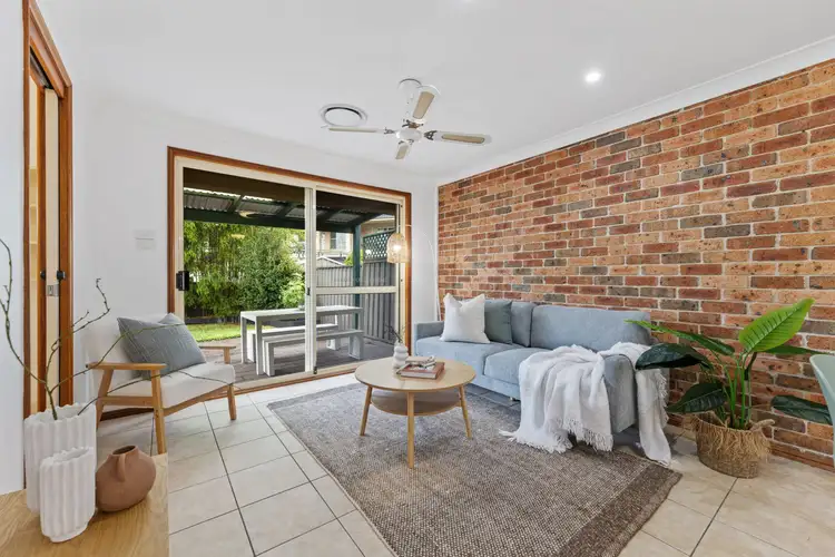Second view of Homely house listing, 2/5 Coronet Close, Floraville NSW 2280