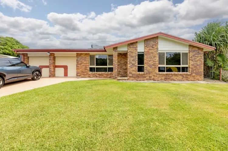 18 Norfolk Esplanade, Caboolture South QLD 4510