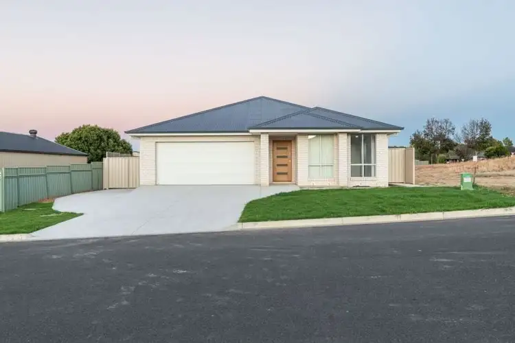 3 Brazier Road, Orange NSW 2800