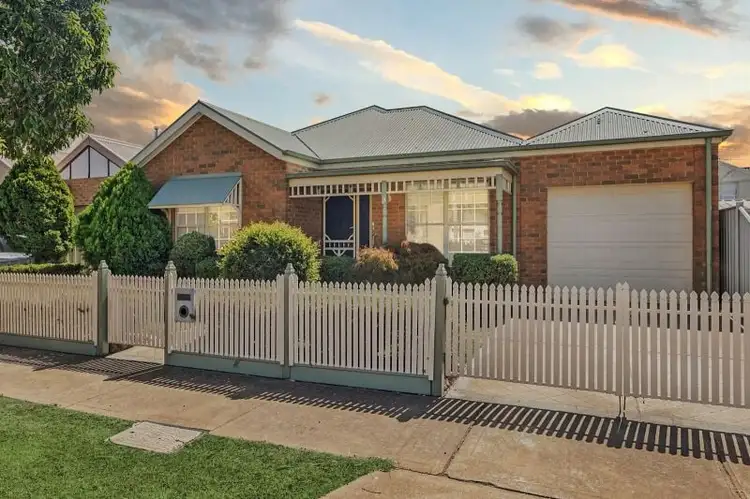 3 Lalor Court