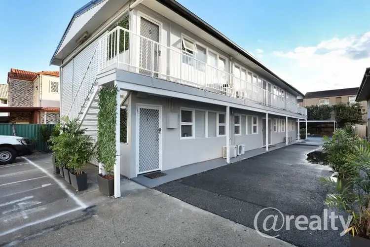 1-8/144 Frank Street, Labrador QLD 4215