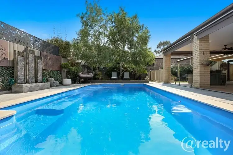 9 Possum Place, Pakenham VIC 3810