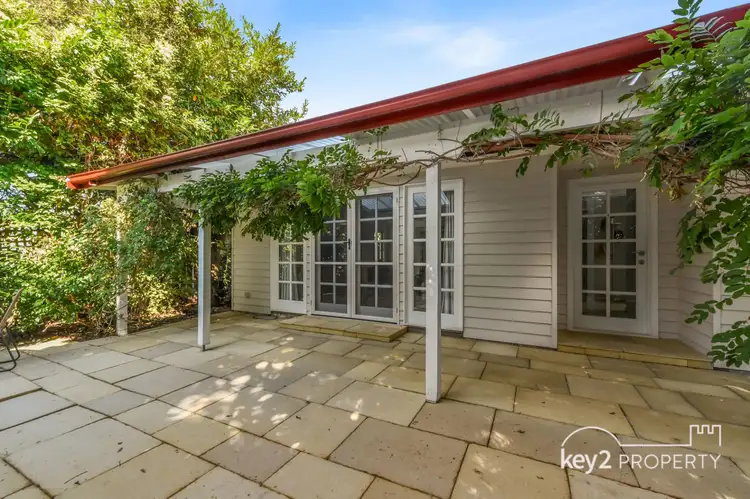 14 Russell Street, Evandale TAS 7212