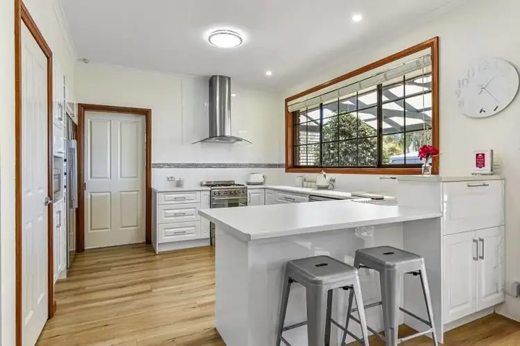 Fifth view of Homely house listing, 28 Tanglewood Crescent, Mount Gambier SA 5290