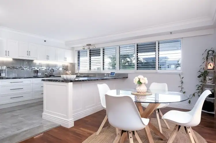 21 Bayview Street