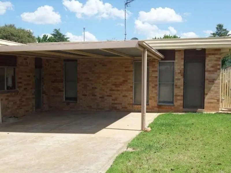 Main view of Homely unit listing, 2/8-10 Willow Street, Kooringal NSW 2650