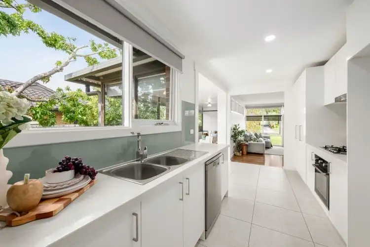 Fifth view of Homely unit listing, 1/71 Devenish Road, Boronia VIC 3155