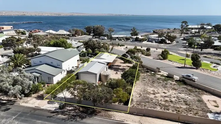 2 Wells Street, Streaky Bay SA 5680
