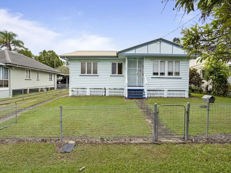 105 Hoskins Street, Sandgate QLD 4017