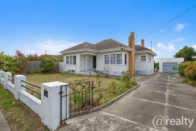 109 Holmes Road