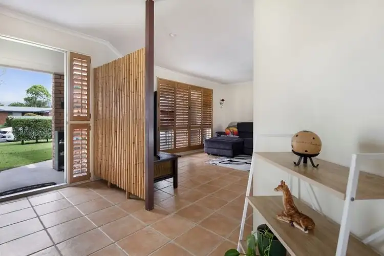 Fifth view of Homely house listing, 10 Viola Avenue, Hollywell QLD 4216