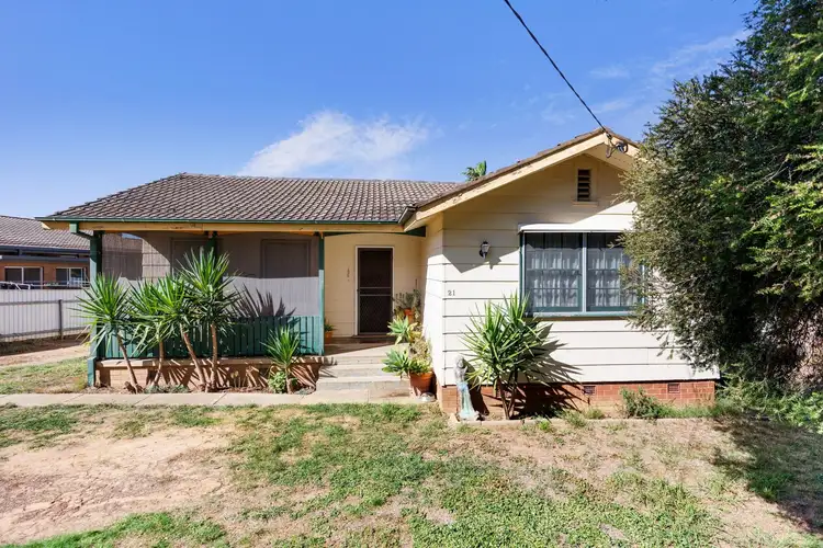 21 Edney Street, Kooringal NSW 2650