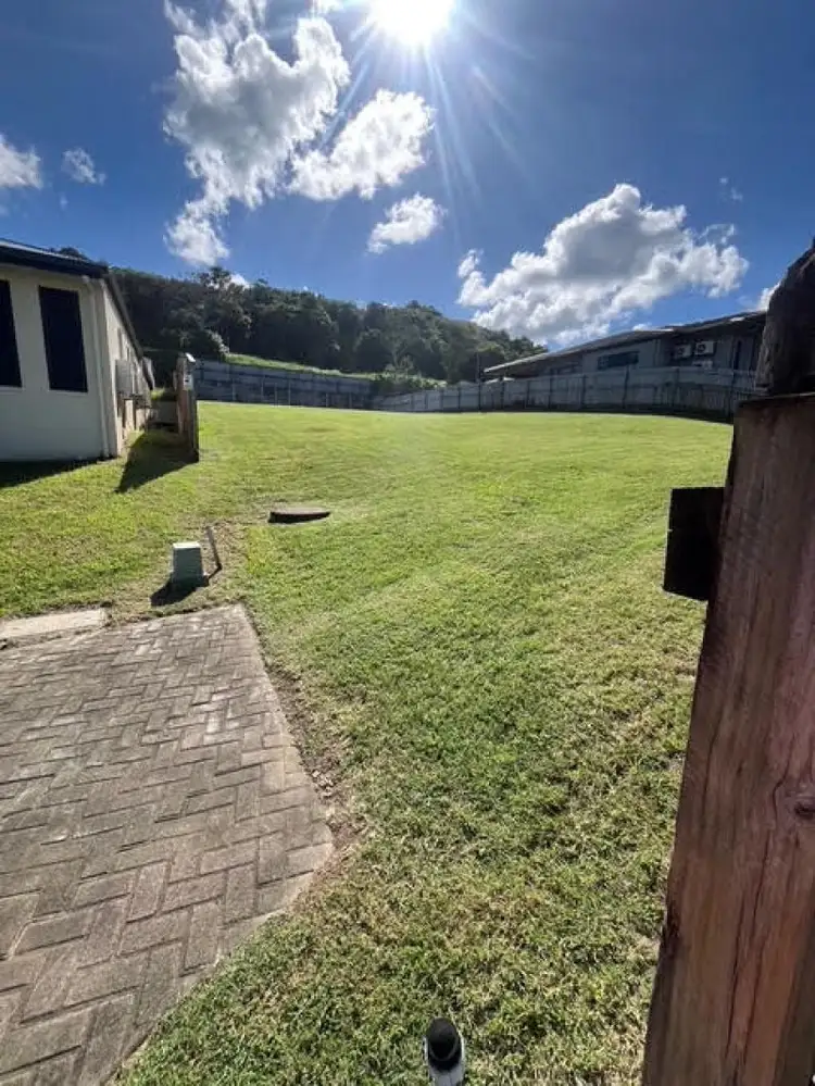 12 Clive Court, Beaconsfield QLD 4740