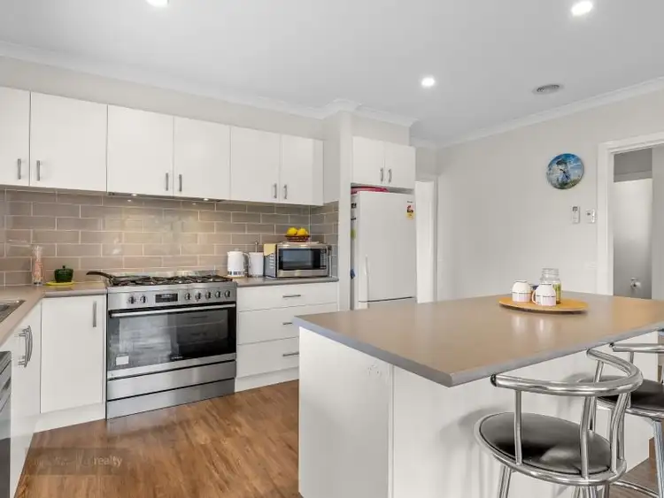 Sixth view of Homely house listing, 17 Royal Place, Leongatha VIC 3953