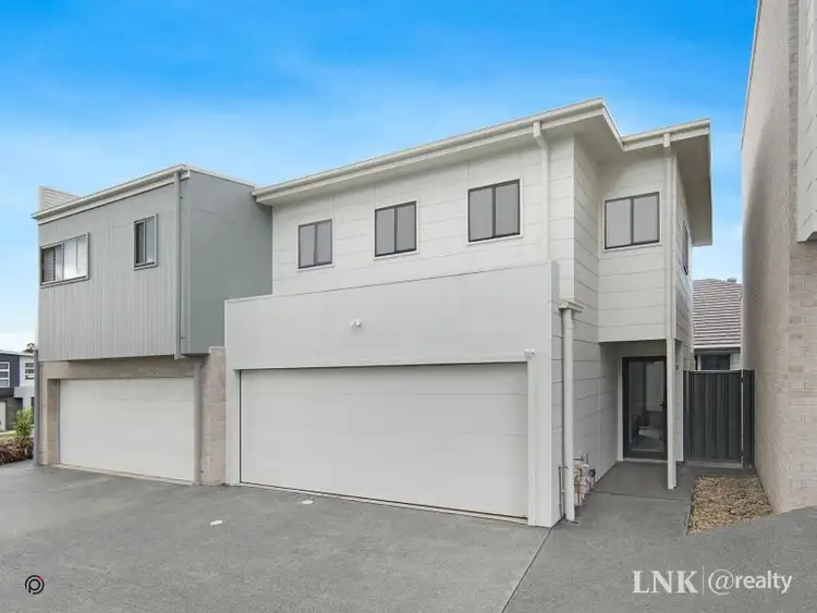Main view of Homely townhouse listing, 2/125 Crest Road, Albion Park NSW 2527
