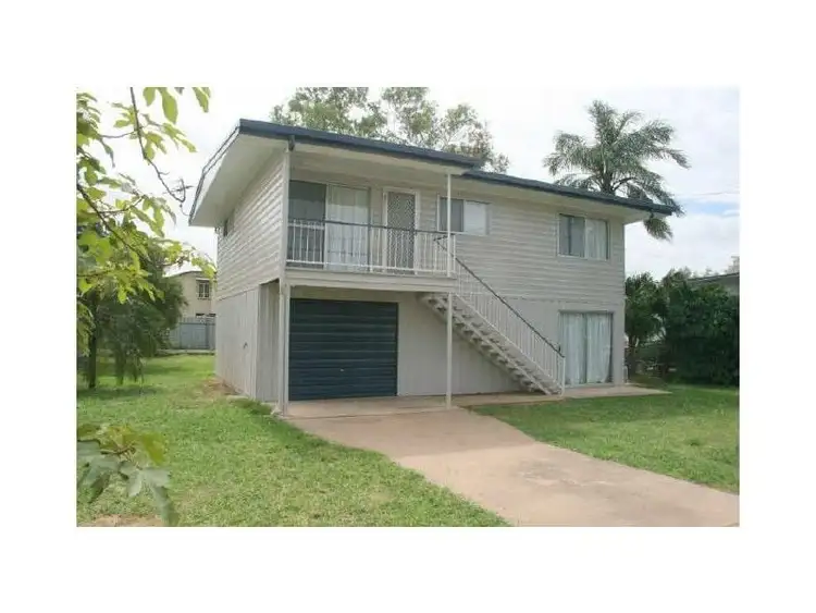 2 Edwards Place, Emerald QLD 4720