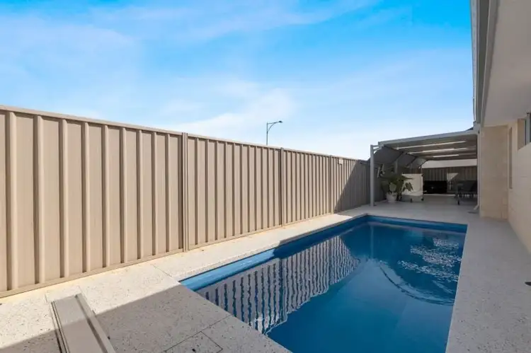 14 Reseda Way, Karnup WA 6176