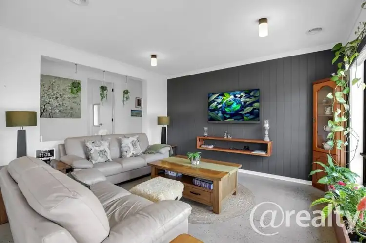 Fourth view of Homely house listing, 9 Cloverleaf Crescent, Drouin VIC 3818