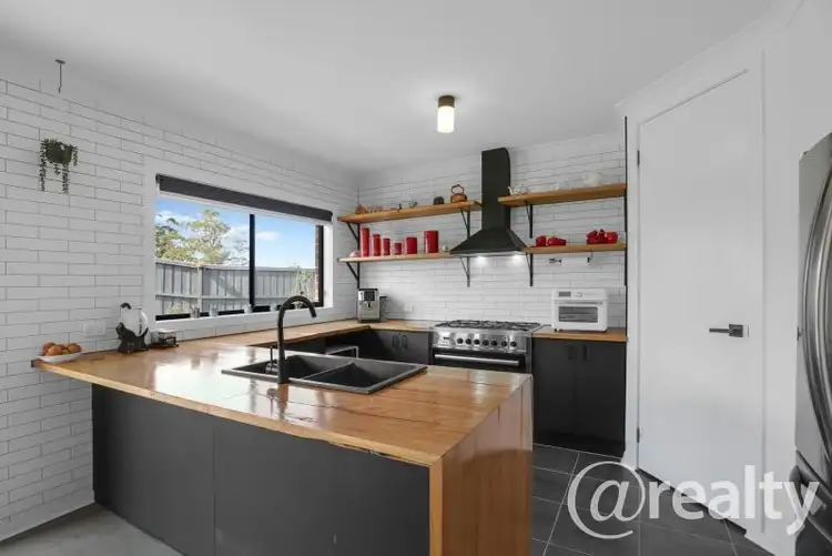 Fifth view of Homely house listing, 9 Cloverleaf Crescent, Drouin VIC 3818