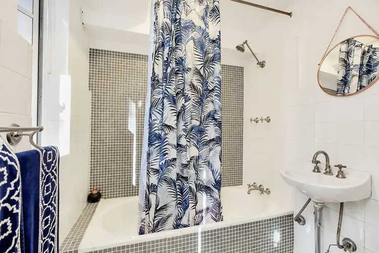 Fifth view of Homely apartment listing, 12/1a Elizabeth Bay Road, Potts Point NSW 2011