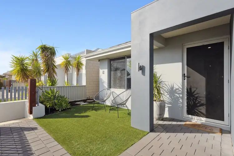 Second view of Homely house listing, 5 Moor Link, Alkimos WA 6038