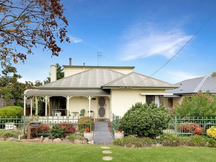 Second view of Homely house listing, 2 Banks Street, Bathurst NSW 2795
