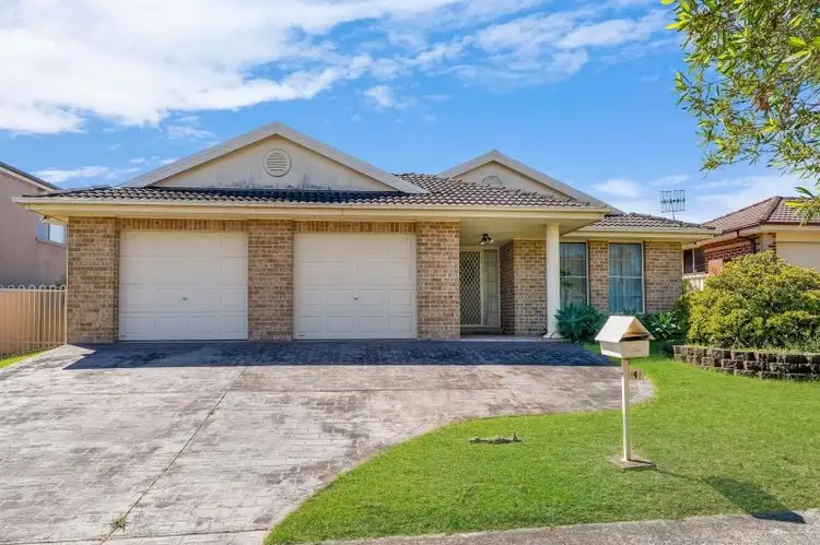 141 Roper Road, Blue Haven NSW 2262
