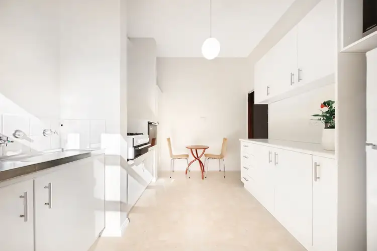 Sixth view of Homely apartment listing, 5/81 Barkly Street, St Kilda VIC 3182