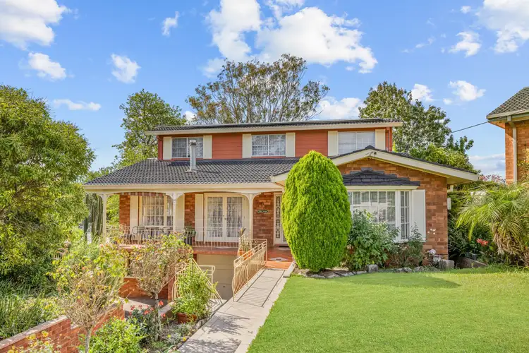 6 Gray Place, Bradbury NSW 2560