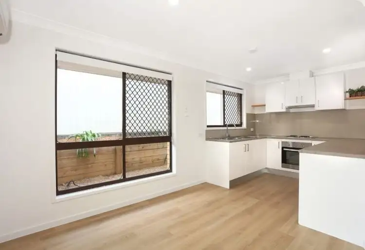 Fourth view of Homely semi-detached listing, 1/32 Corunna Crescent, Ashmore QLD 4214
