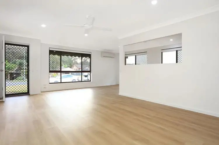Sixth view of Homely semi-detached listing, 1/32 Corunna Crescent, Ashmore QLD 4214