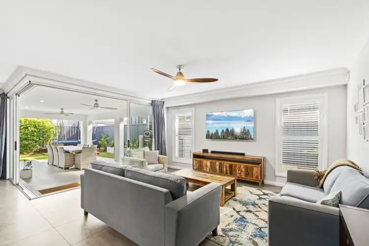 21 Saddleback Crescent, Stream Hill NSW 2526