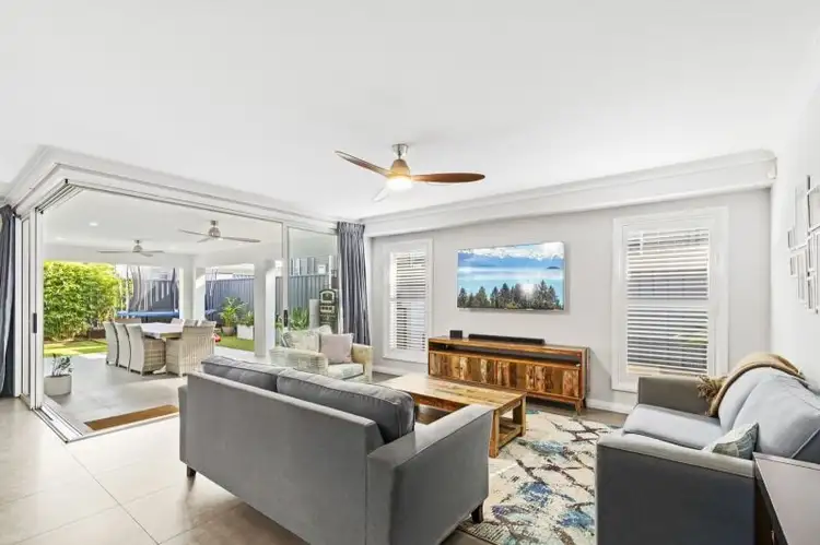 21 Saddleback Crescent, Stream Hill NSW 2526