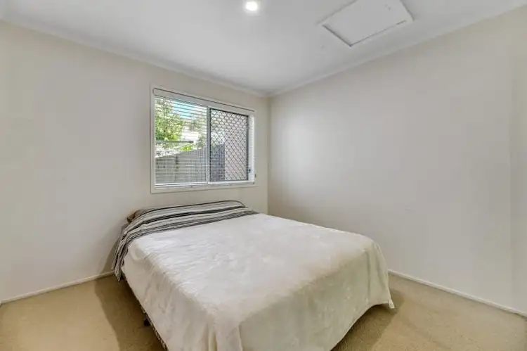 Second view of Homely semi-detached listing, 1/137 Overland Drive, Edens Landing QLD 4207