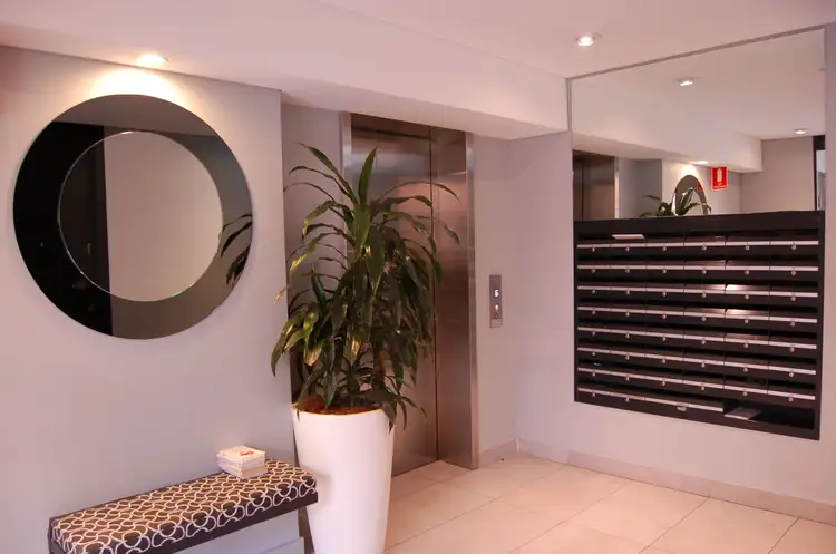 Fifth view of Homely studio listing, 36/10 Barncleuth Square, Elizabeth Bay NSW 2011