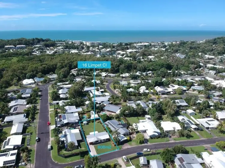 16 Limpet Close, Trinity Beach QLD 4879