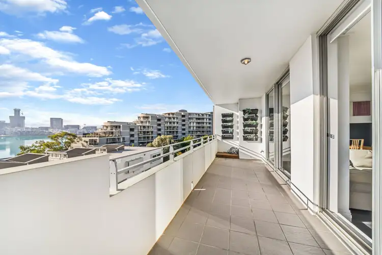420/25 Bennelong Parkway, Wentworth Point NSW 2127