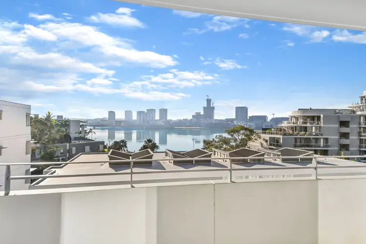 420/25 Bennelong Parkway, Wentworth Point NSW 2127