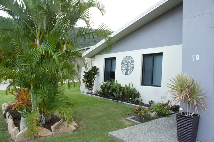 10 Bali Hi Place, Jubilee Pocket QLD 4802