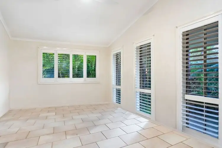Sixth view of Homely house listing, 2 Kalimna Close, Lake Haven NSW 2263