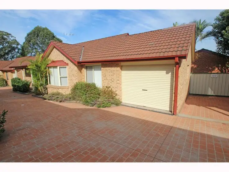 Main view of Homely villa listing, 4/17-19 Bakeri Circuit, Warabrook NSW 2304