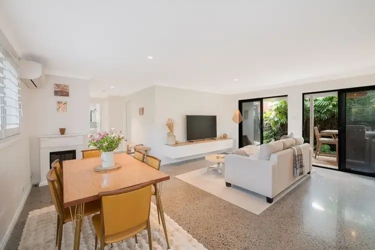 2/70 Mitchell Street, Merewether NSW 2291